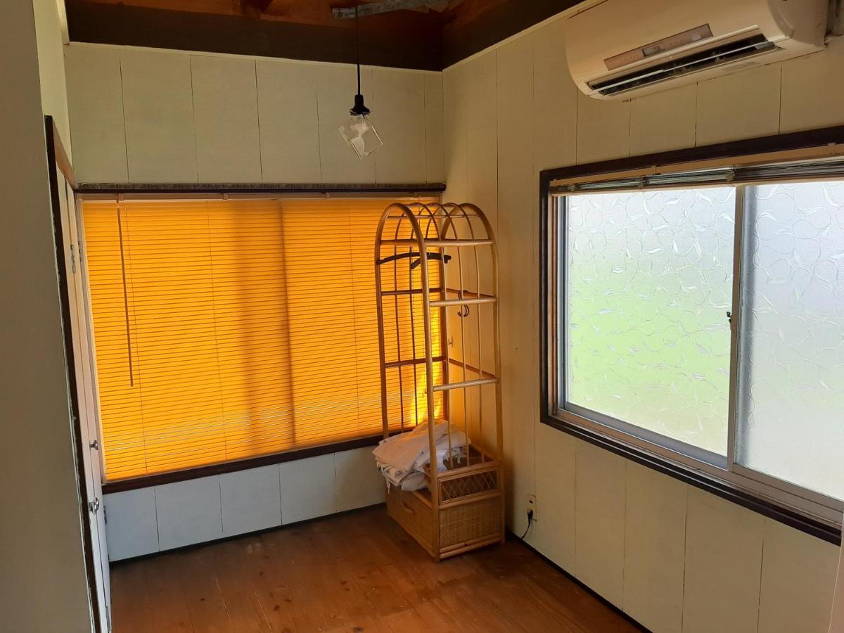 Guesthouse Kume Imabari Railway Station 外观 照片