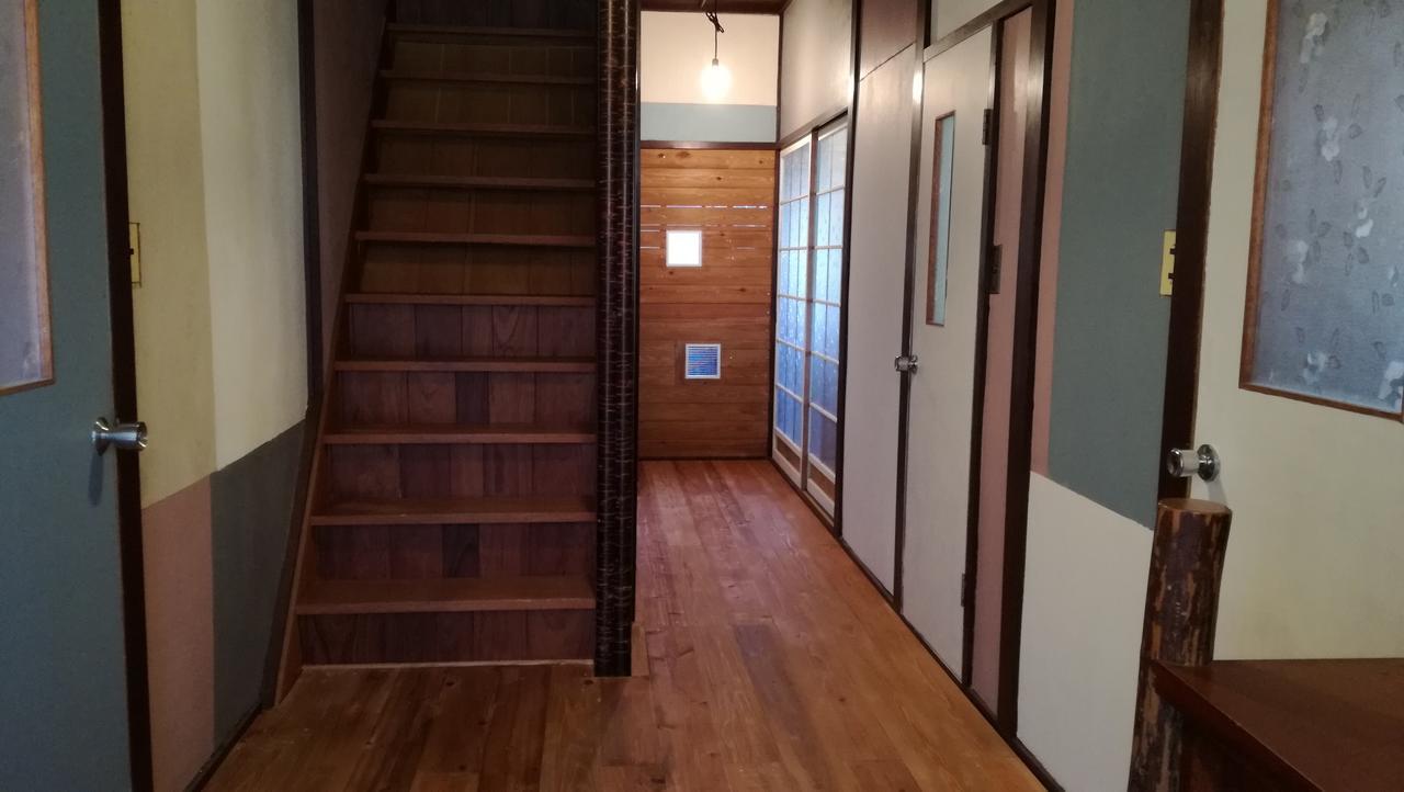 Guesthouse Kume Imabari Railway Station 外观 照片