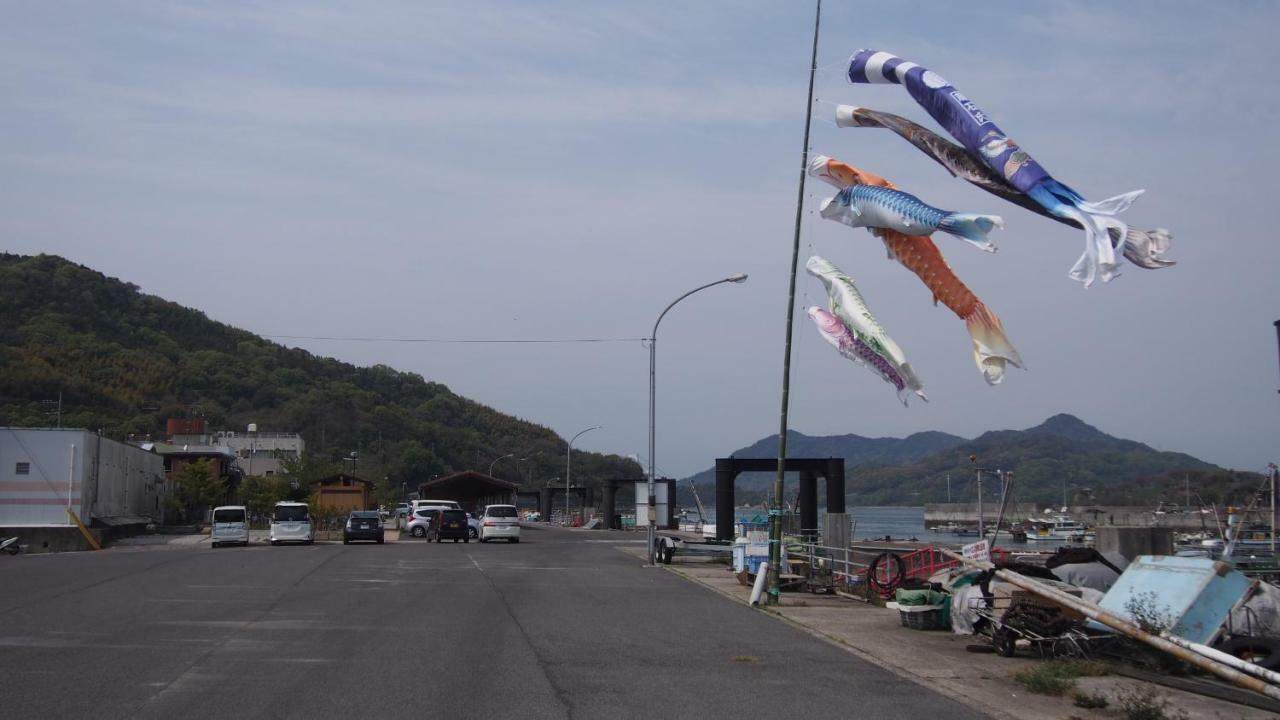 Guesthouse Kume Imabari Railway Station 外观 照片