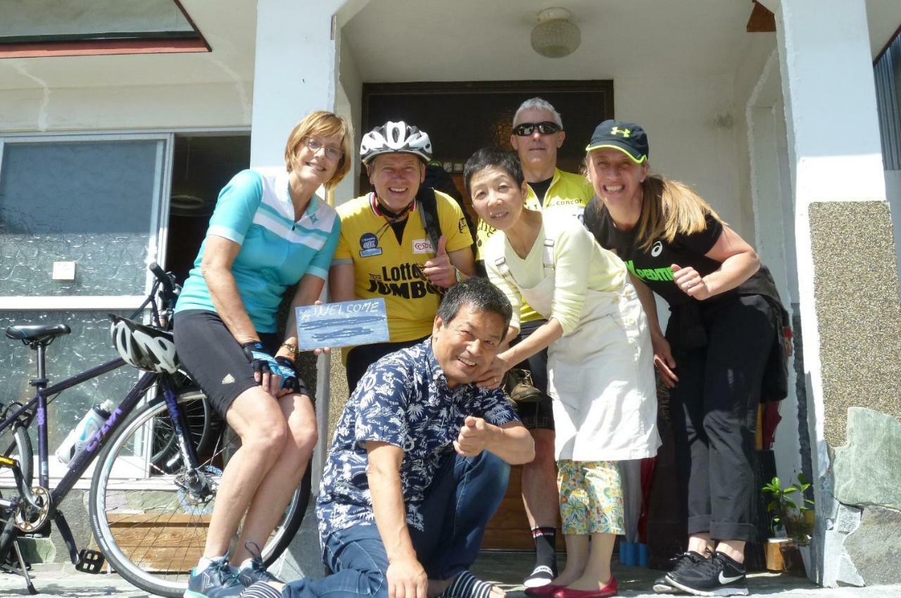 Guesthouse Kume Imabari Railway Station 外观 照片